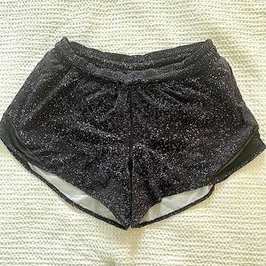 Lululemon Hotty Hot shorts